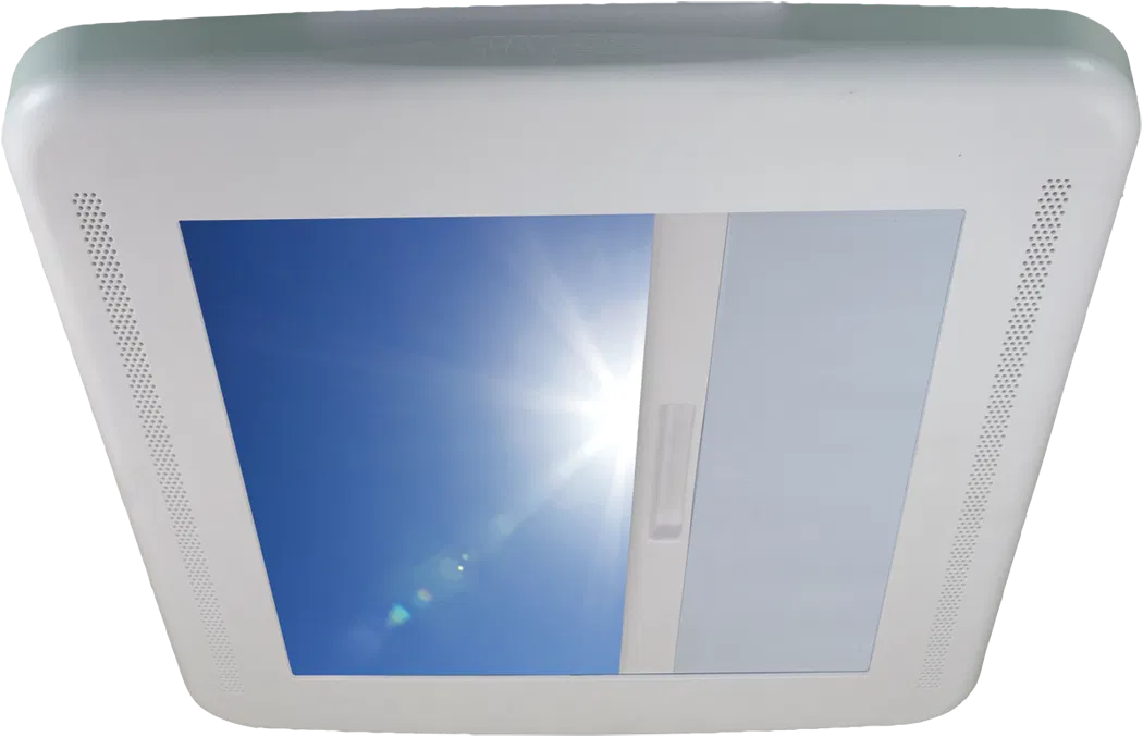MaxxAir - MaxxShade Plus with LED